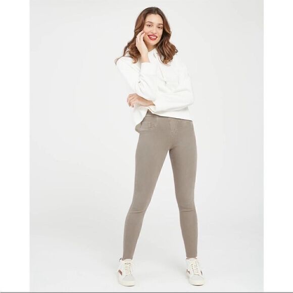 Spanx Jean-ish gray jeggings. - Picture 3 of 11